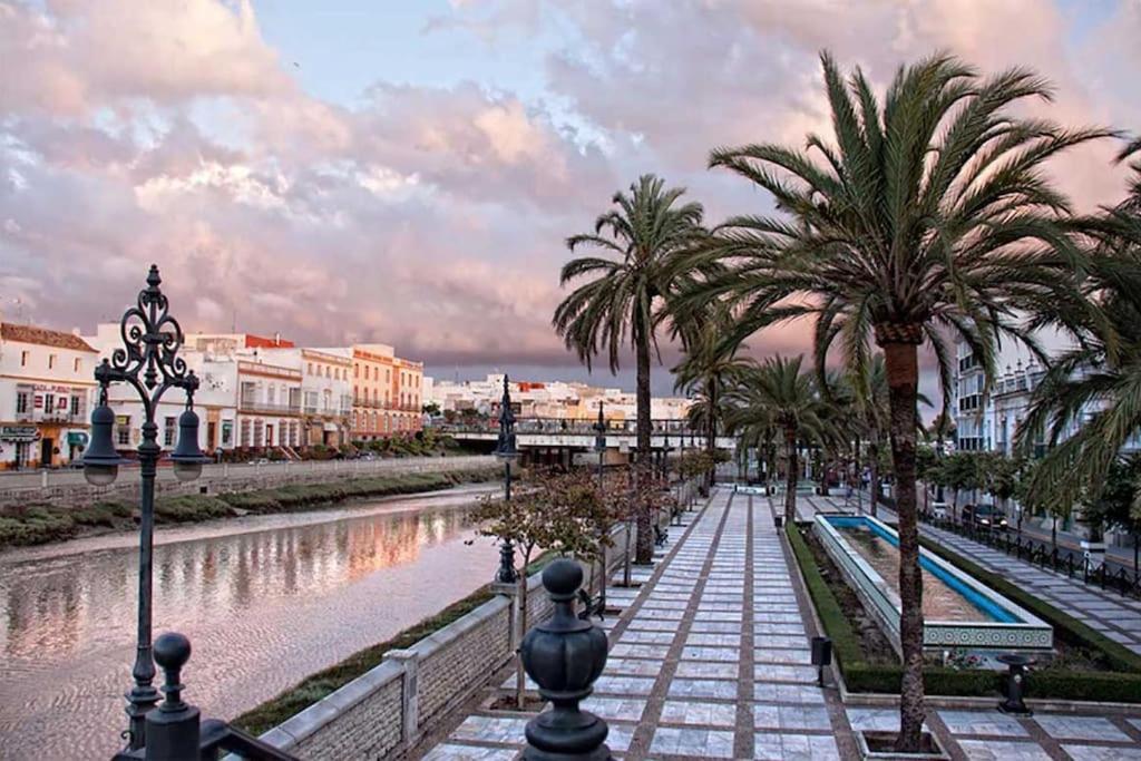 Ferienwohnung Enjoy The Historic Center Of Chiclana By C. Dreams Chiclana de la Frontera Exterior foto